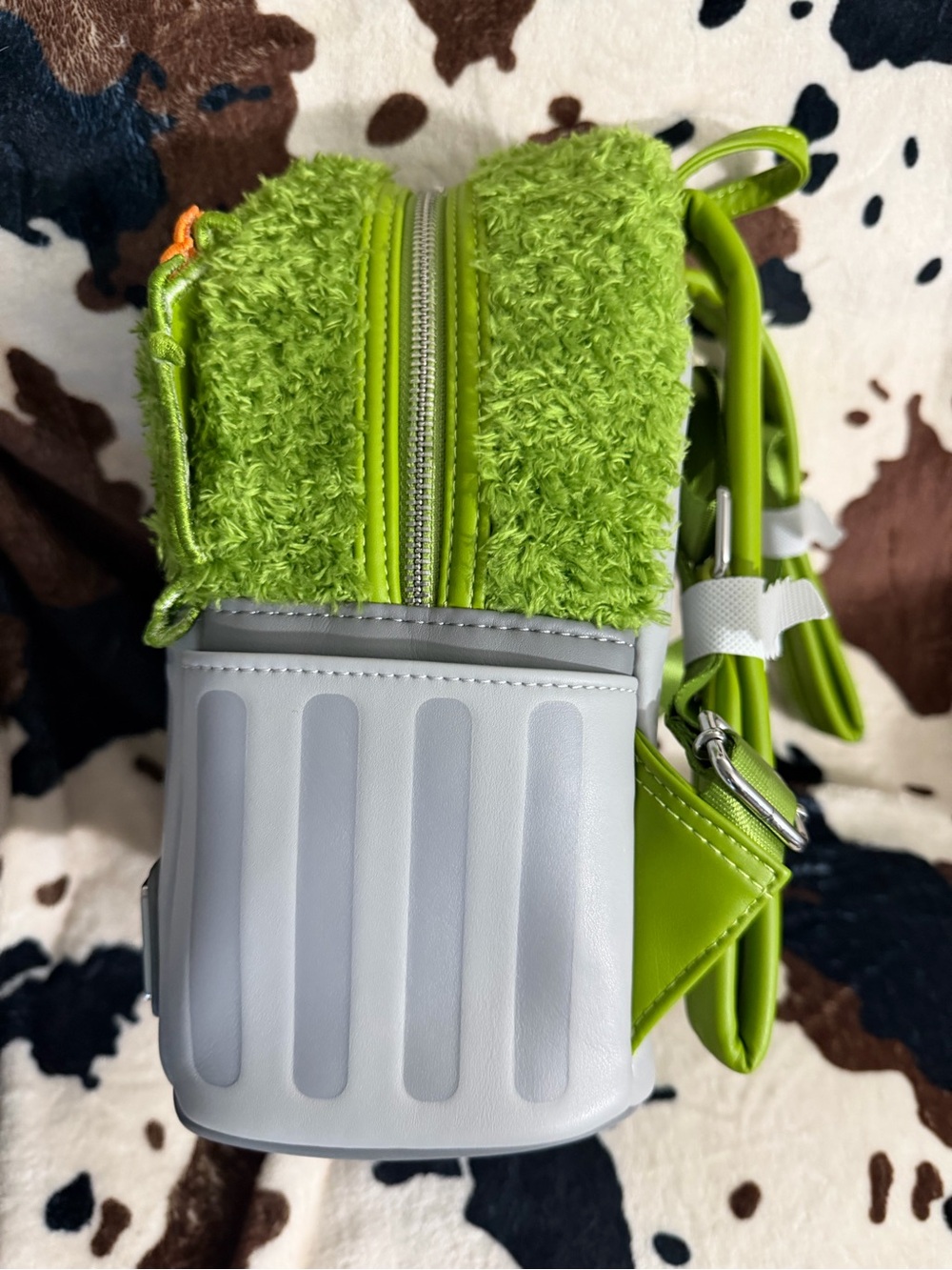 Loungefly Oscar the Grouch Plush Kids Backpack - Green & Orange - Picture 6 of 7